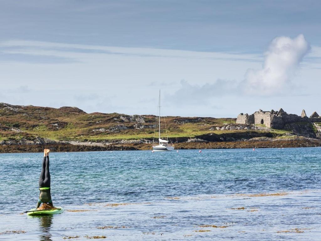 The Beach, Days Bar And B&B Inishbofin Zewnętrze zdjęcie